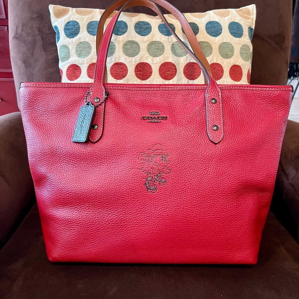 Coach x Disney City Zip Red Leather Tote Minnie Mouse Motif Roller Skating